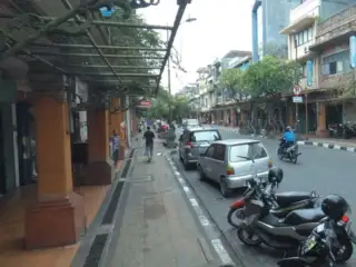 gajah-mada-timur-1-cropped